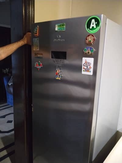 Dawlance Verticle freezer for sale