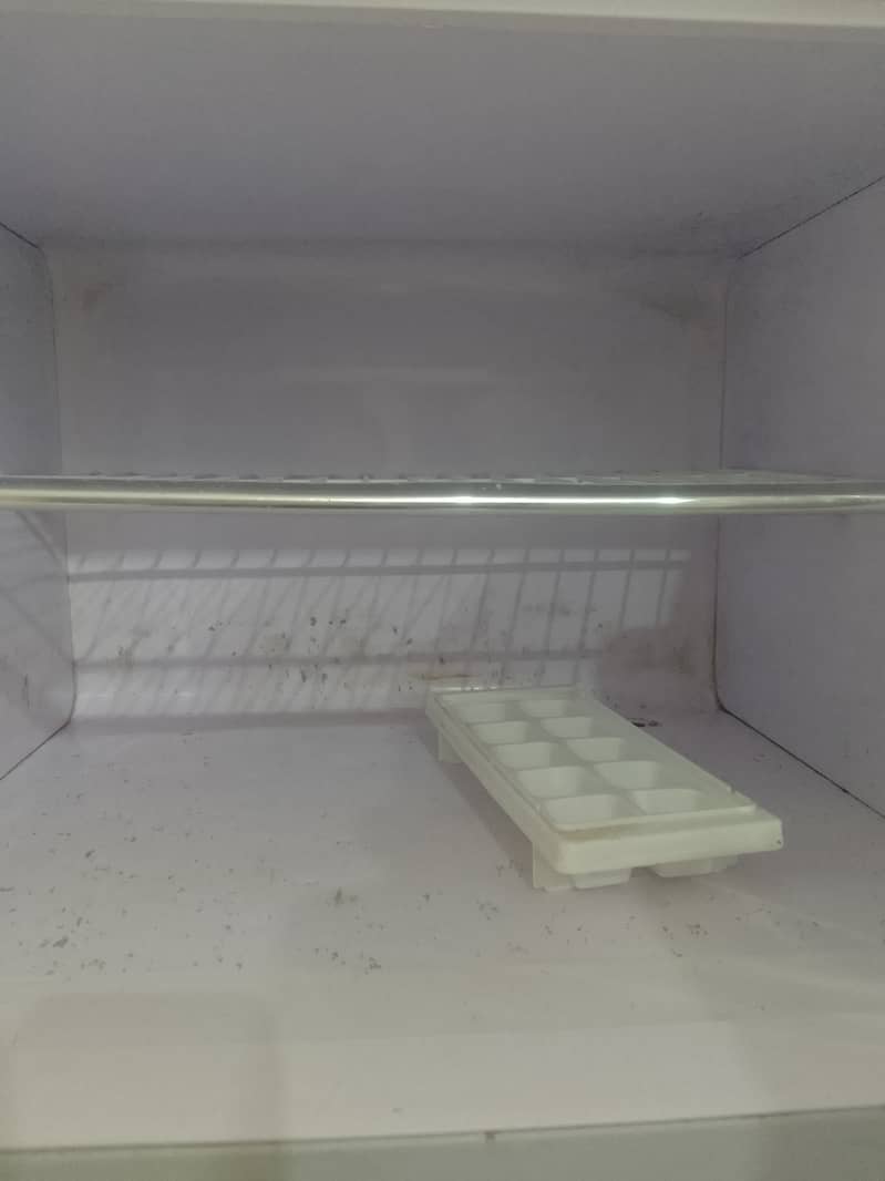 Refrigerator 3