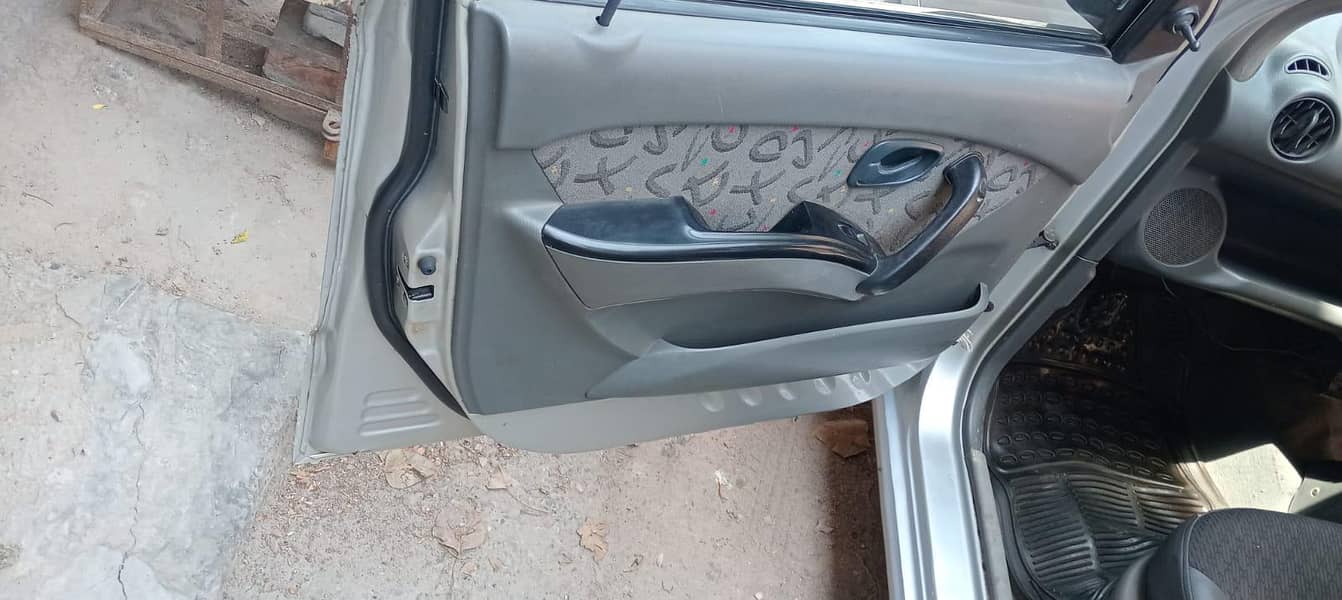 santro Executive 5