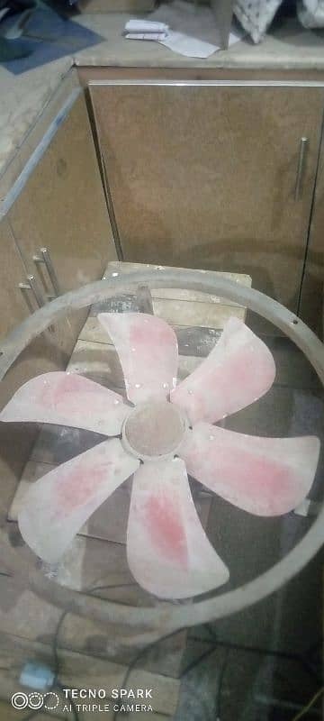 exhaust fan 24 inch