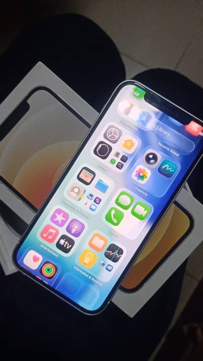 iphone 12 Waterpack 82 health