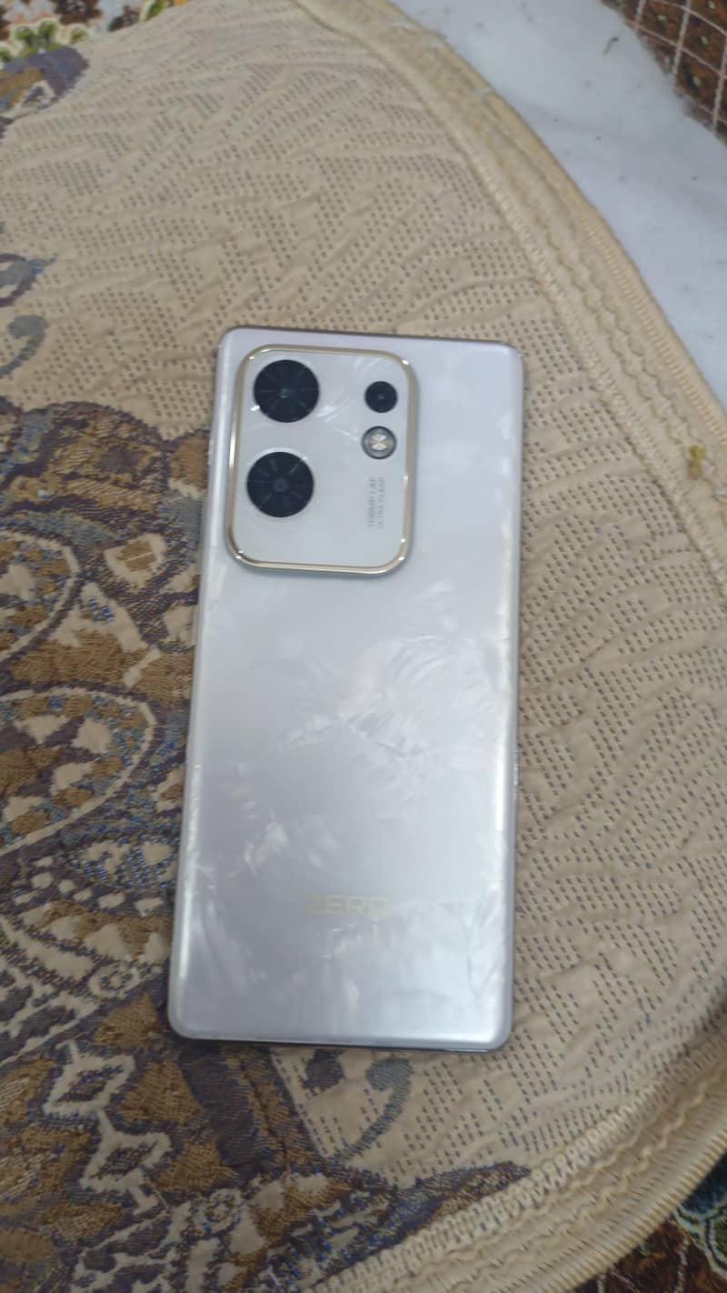 Infinix zero 30 1