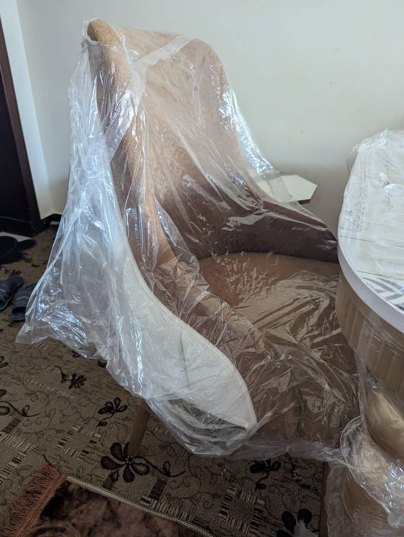 Dining table available 5