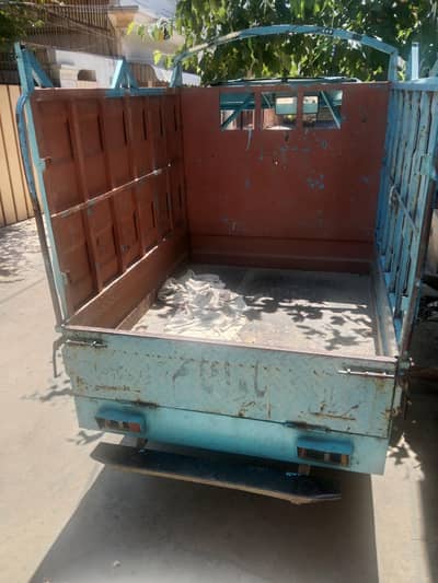 loader riksha .