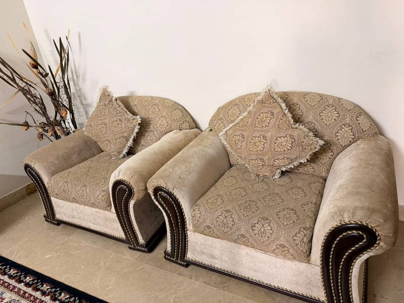 7 seater sofa 1