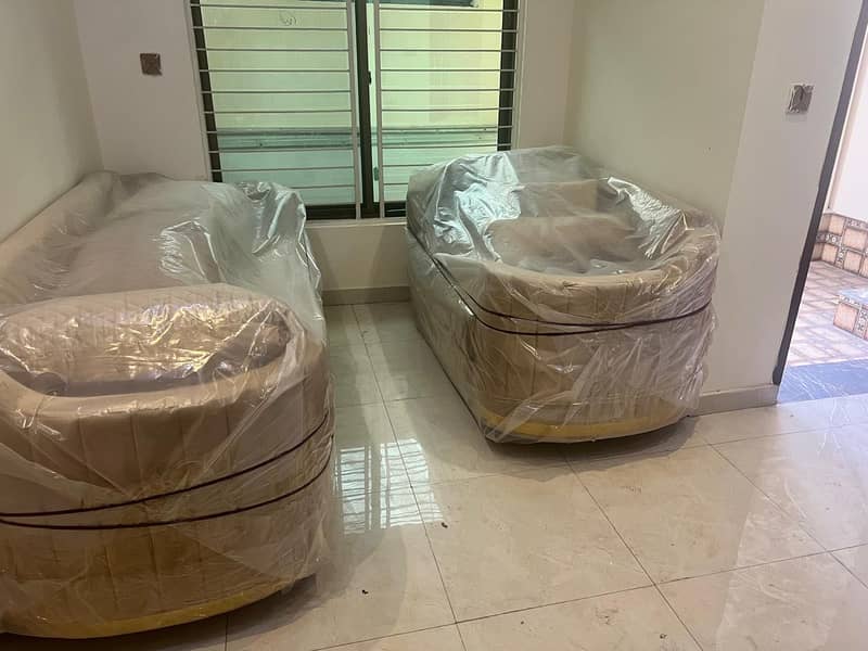 Slightly used sofa set 3