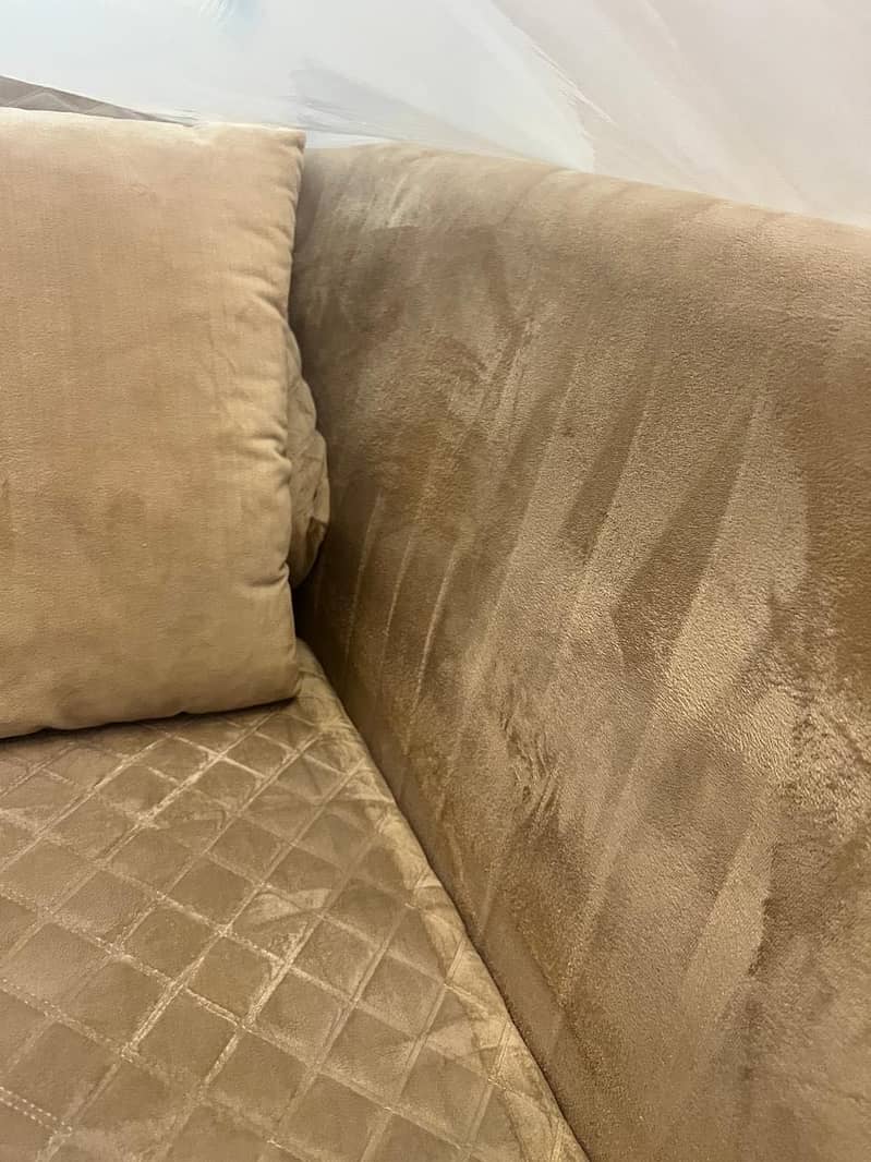 Slightly used sofa set 6