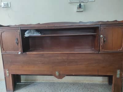wooden bed good condition