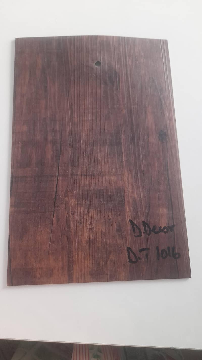 Vinyle Flooring Available with fitting 8