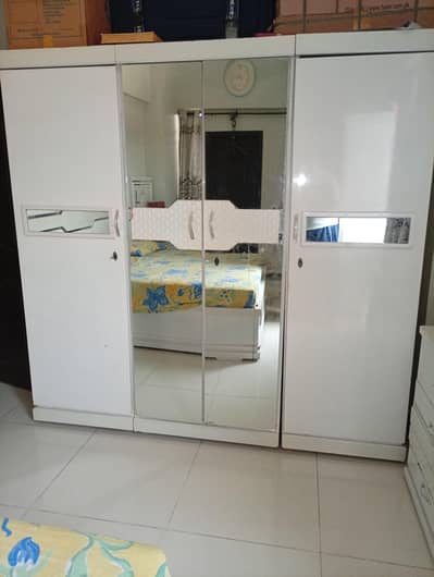 farnichar for sale