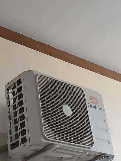 dawlance 1.5 ton d. c inverter a. c
