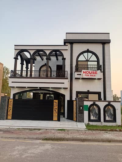 Luxary 8 Marla Brand New House For Sale In Phase 1 Bahria Orchard Southern Block Raiwind Lahore