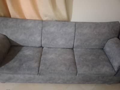 Comfortable Sofa Set with Center Table for Sale