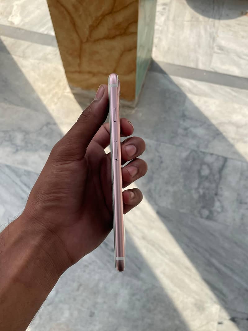 iphone 7. plus 2