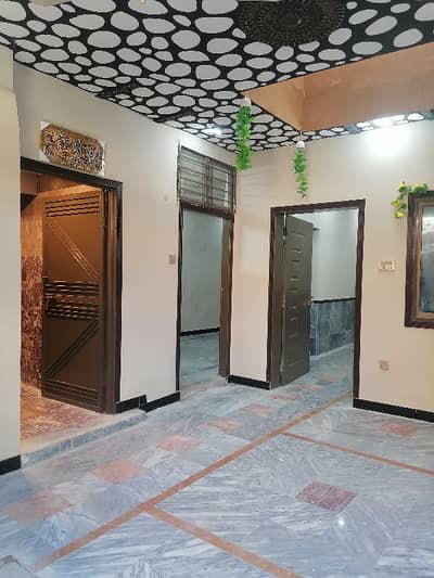 Single Story House Available For Fale in Prime Location Gulistan Colony