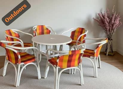 Outdoor Rattan Garden Table & Heaven Chairs – Good Condition
