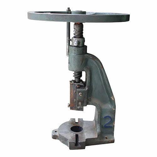 Hand press holder making setup 0