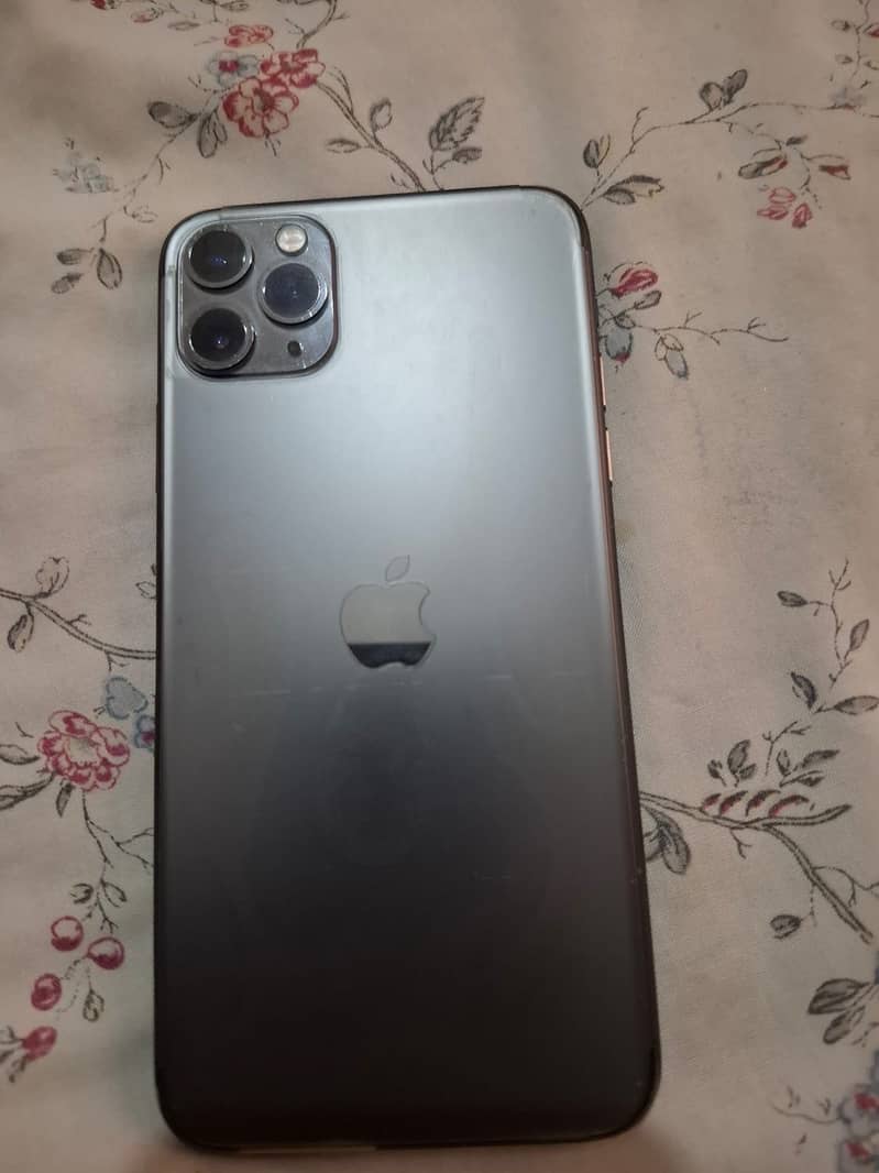 iPhone 11 pro max 5