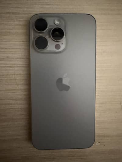 Iphone 15 Pro Max titanium