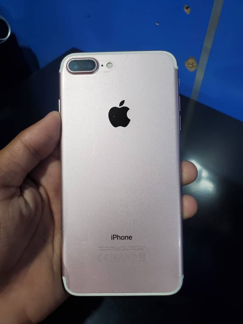 iPhone 7 Plus 1