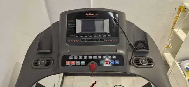 Meilleur Treadmill. Hardly used. Mint condition for sale