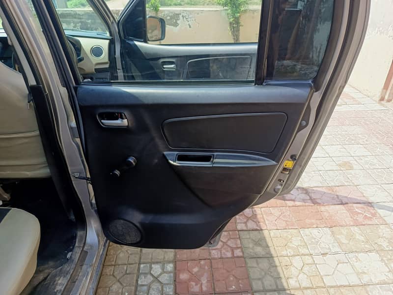 Suzuki wagon r vxl 9