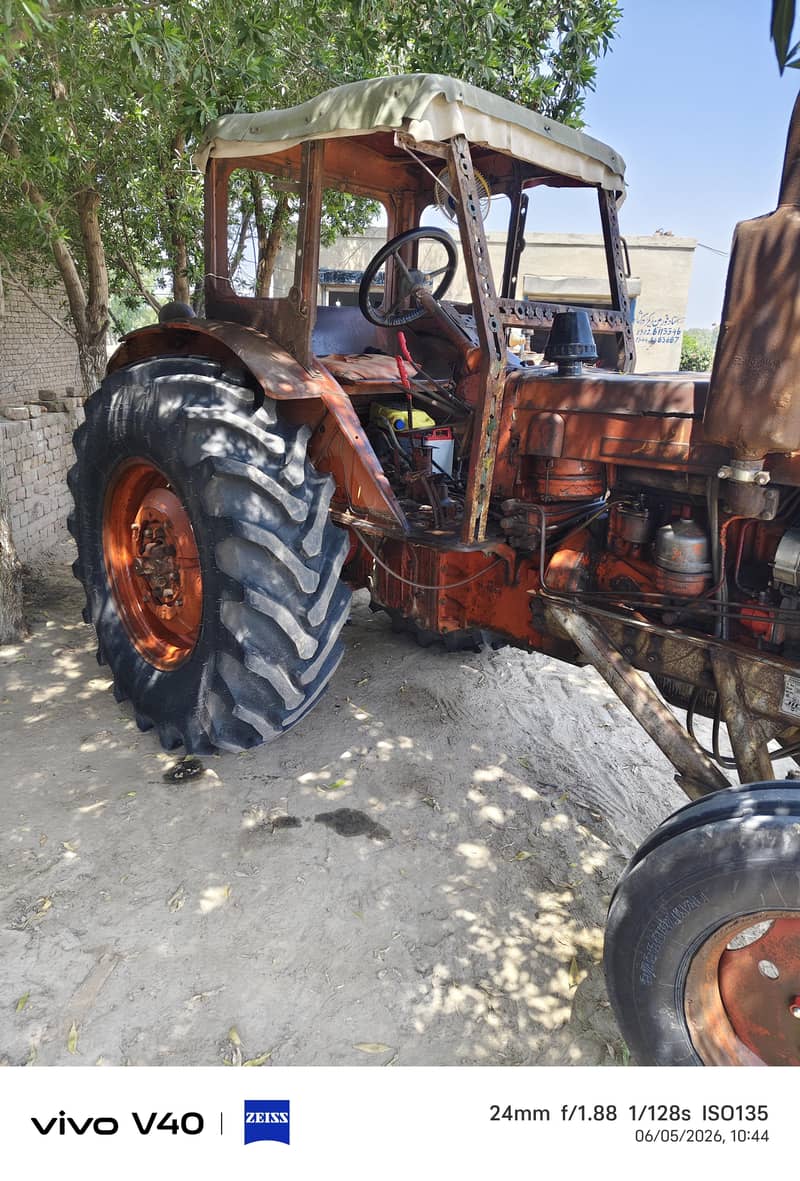 tractor 0