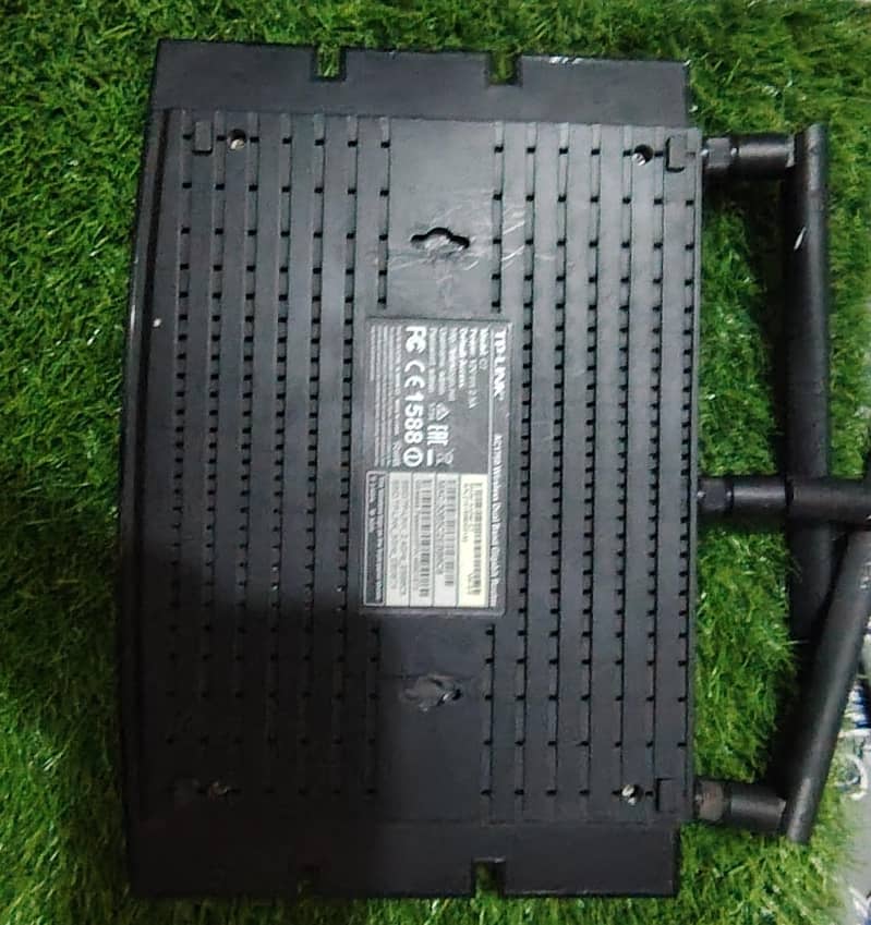 TP-Link Archer C7 1