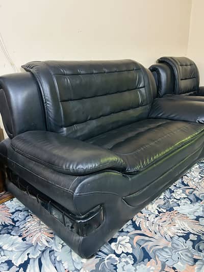 Black leather 7 seater