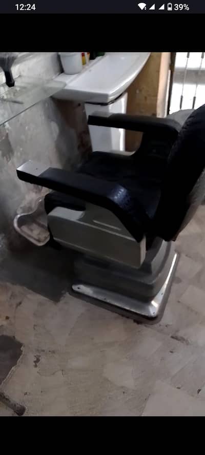 Saloon chair 2 sale all saman be 0324.6887. 25.1
