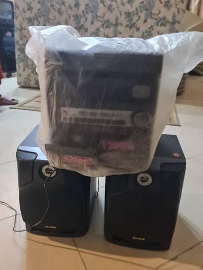 Aiwa NSX series Hi-Fi music system with speakers