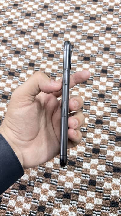 iPhone 11pro jv 64Gb B/health93