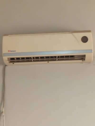 Dawlance 1 Ton AC Urgent Sell