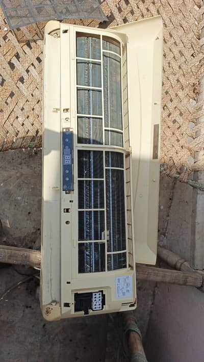 1.5 ton Ac  All ok 03376015292