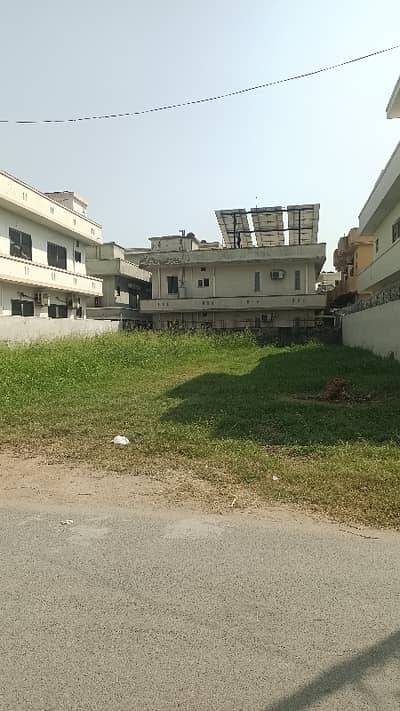 1 Kanal 20 Marla (50*90) Heighted Location Residential Plot for Sale in O9 Police Foundation