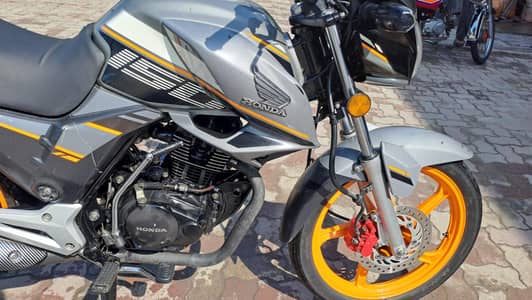 Honda CB 150F