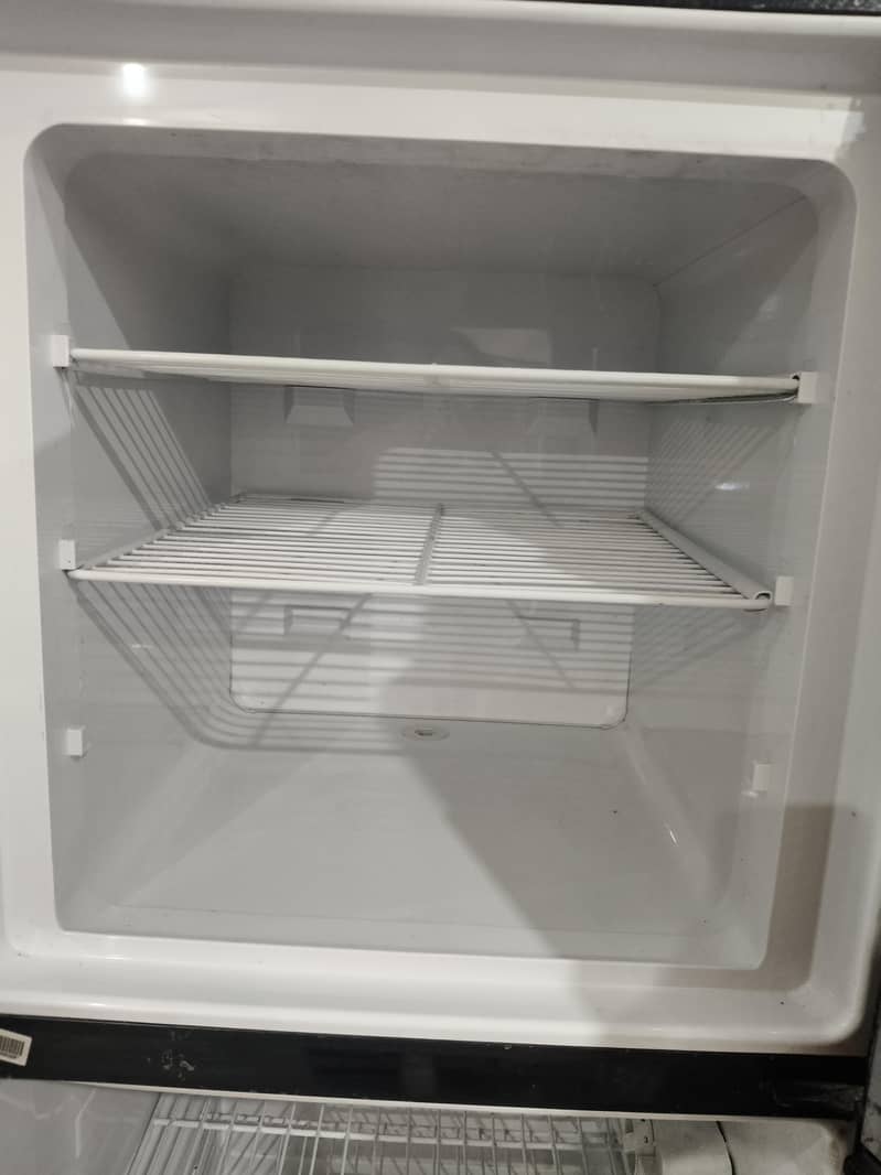 refrigerator 6