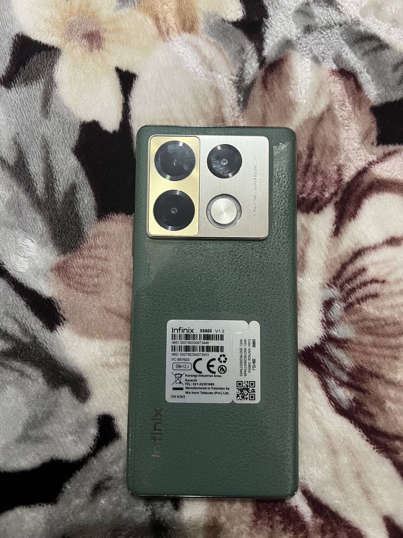 INFINIX note 40 pro 4