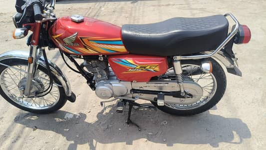 2025/2026bilkul_new_bike_Haii_all_docomounts_clear
