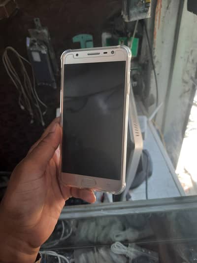 samsung j7 prime fully refurbished like a new  10/10 condition