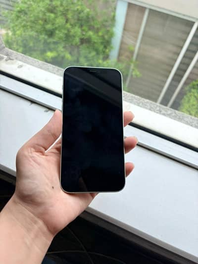 Iphone 12 both sim pta approved with box 10/10 no scratch