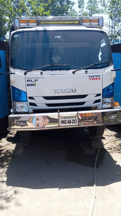 Isuzu NPR