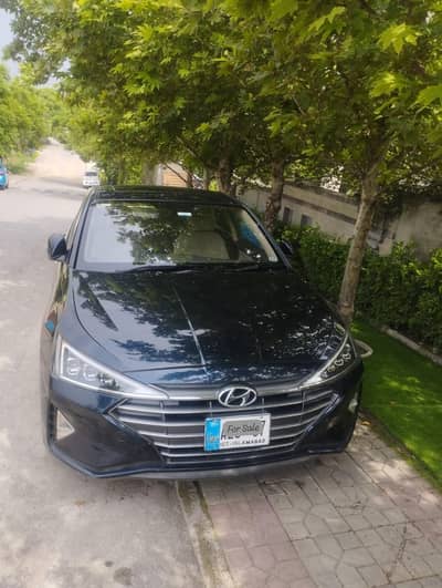 Hyundai Elantra 2022