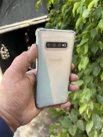 GaLaXy S10+