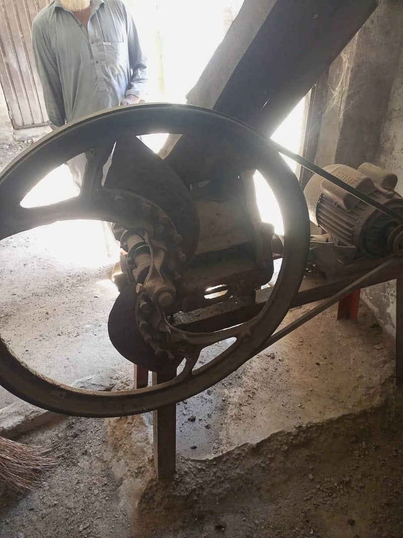 chaff cutter 2