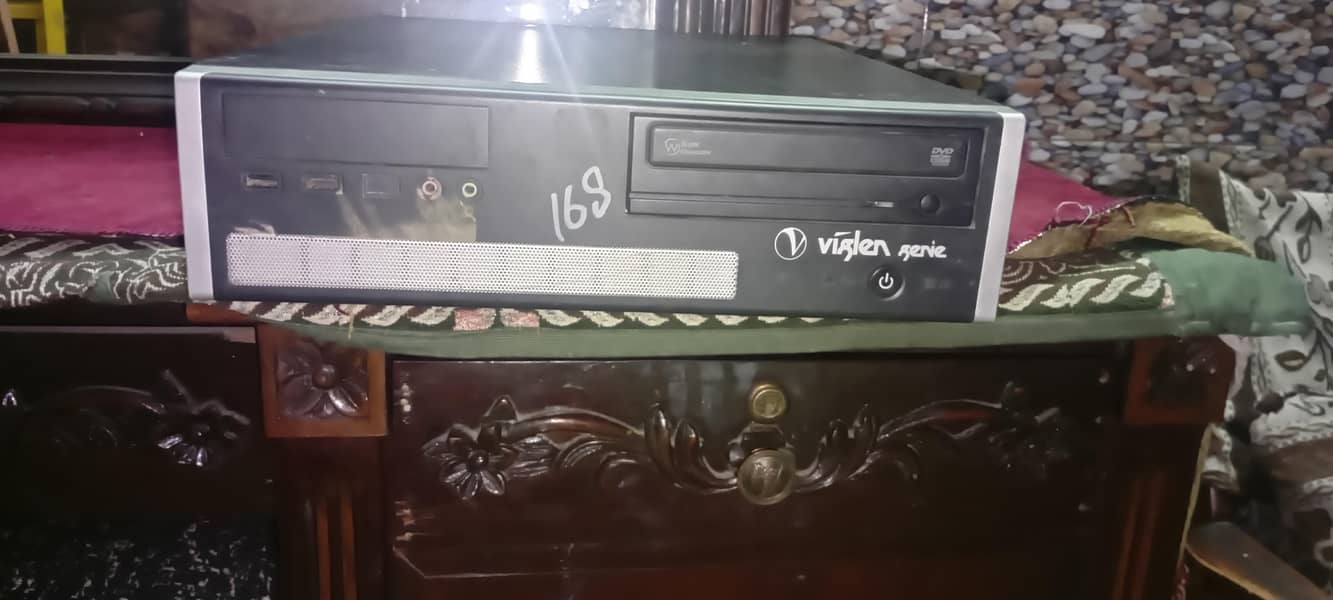 desktop & tower computer available 1