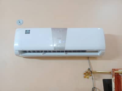 Haier 1.5 ton split 10/10 condition