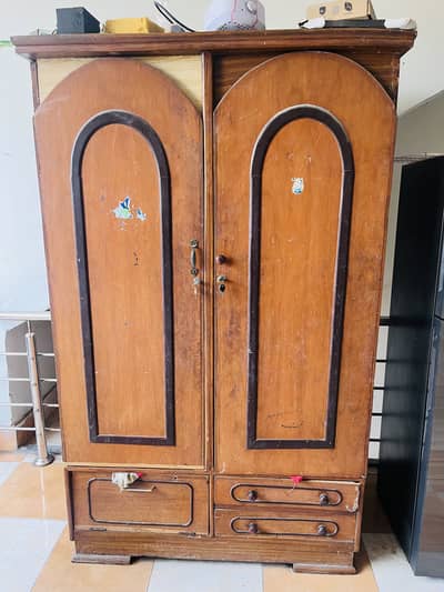 Almaari /cupboard/wardrobe for sale
