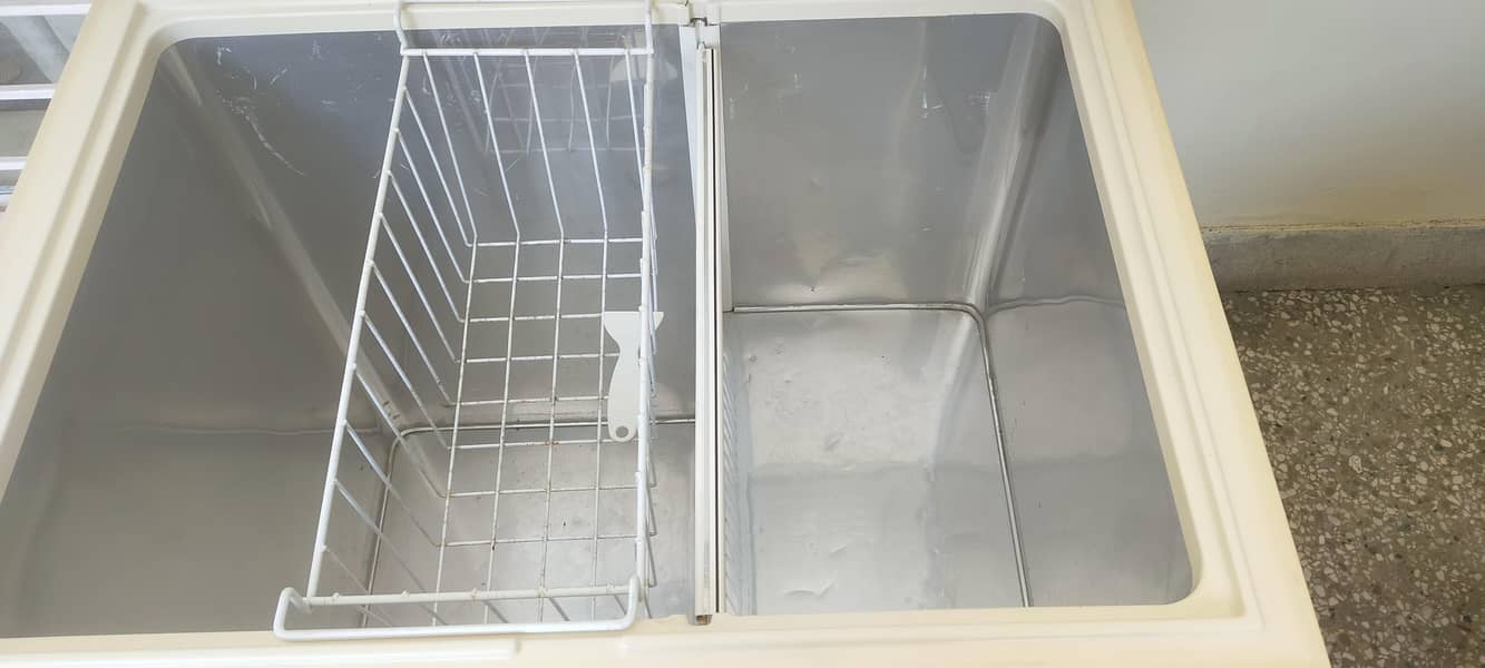Dawlance freezer 3