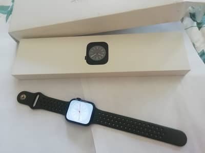 Apple Watch series 8